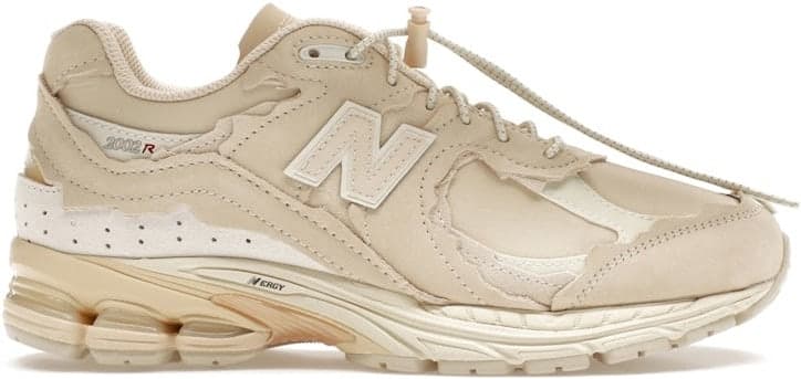 New Balance 2002R — Protection Pack Sandstone