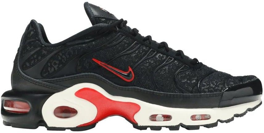 Nike Air Max Plus — Tuned Air Black Red