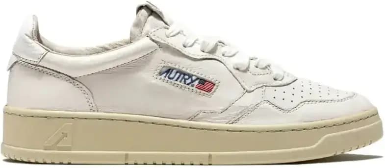 Autry Medalist Leather Low Goatskin — White