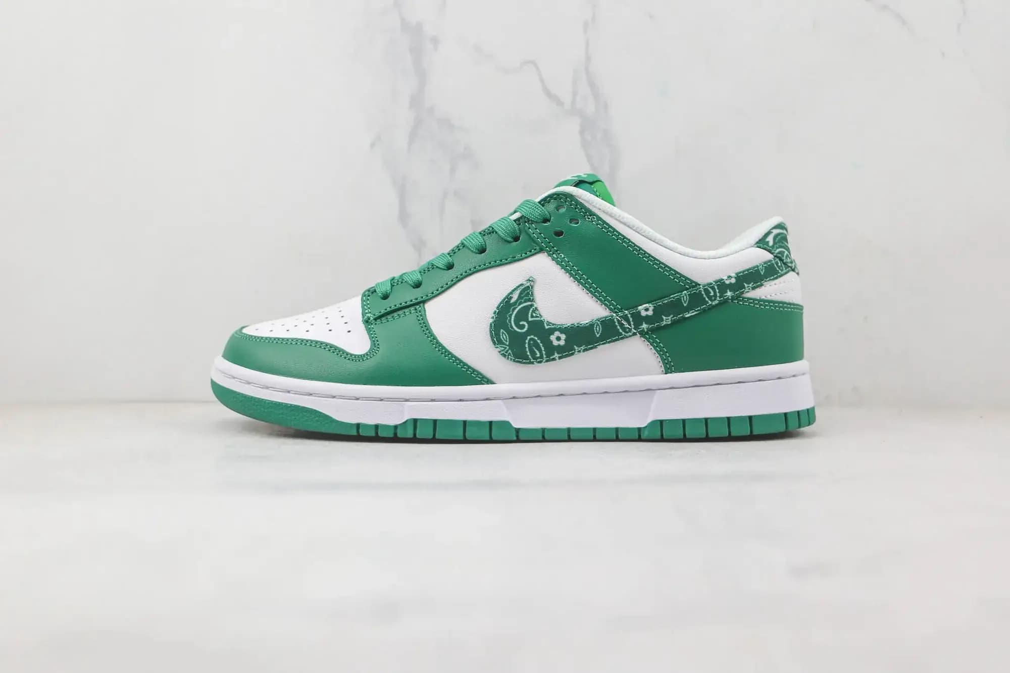 Nike NK SB Dunk Low — Green flower