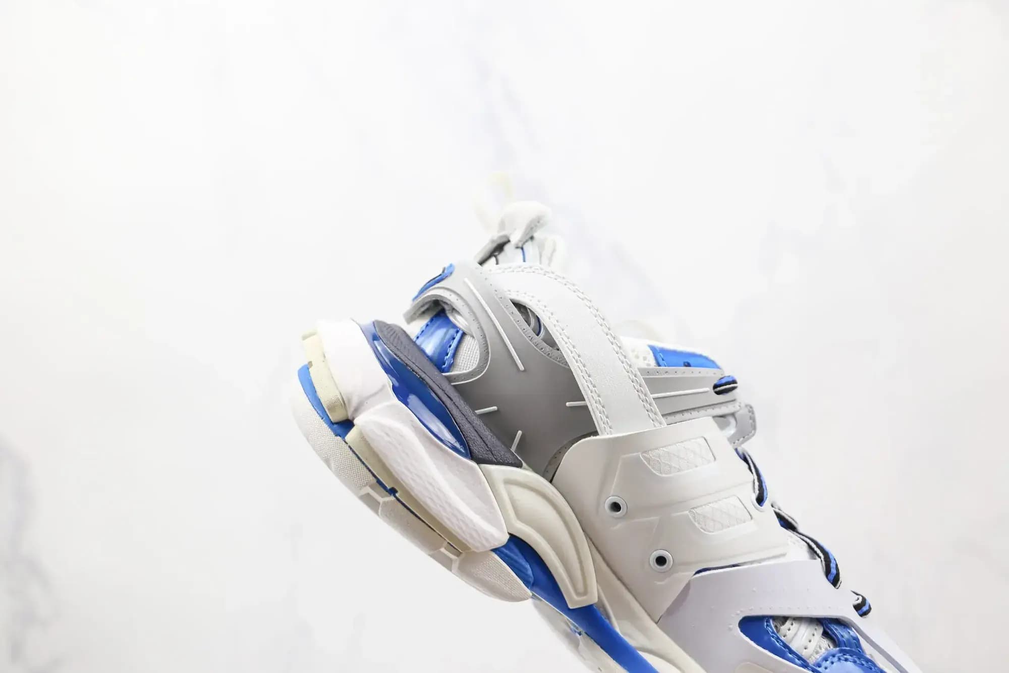 Balenciaga — Produktbild