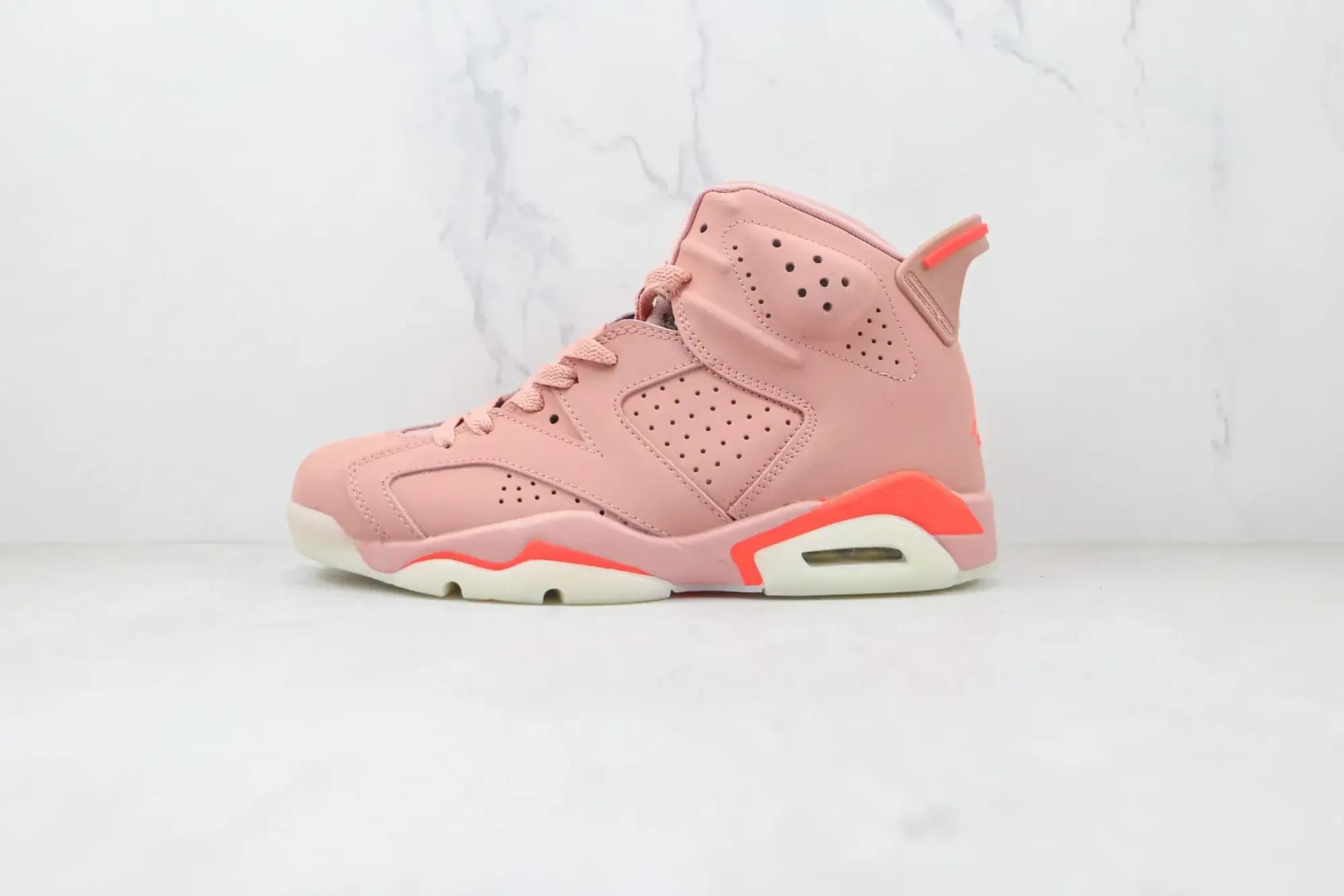 Jordan NIKE AIR JORDAN 6 Dirty — powder
