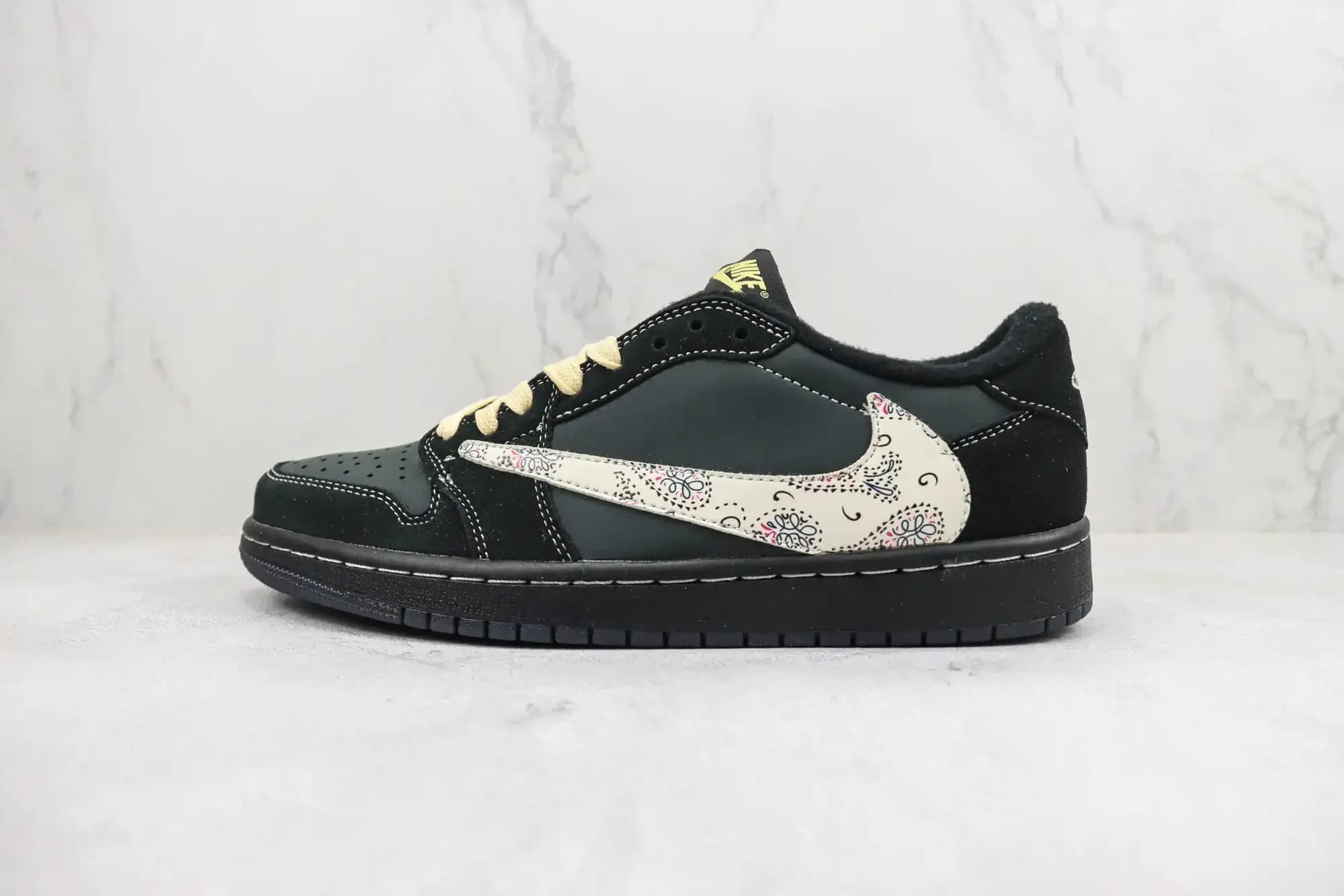 Jordan Fragment x Travis Scott x Air Jordan 1 Low — Black