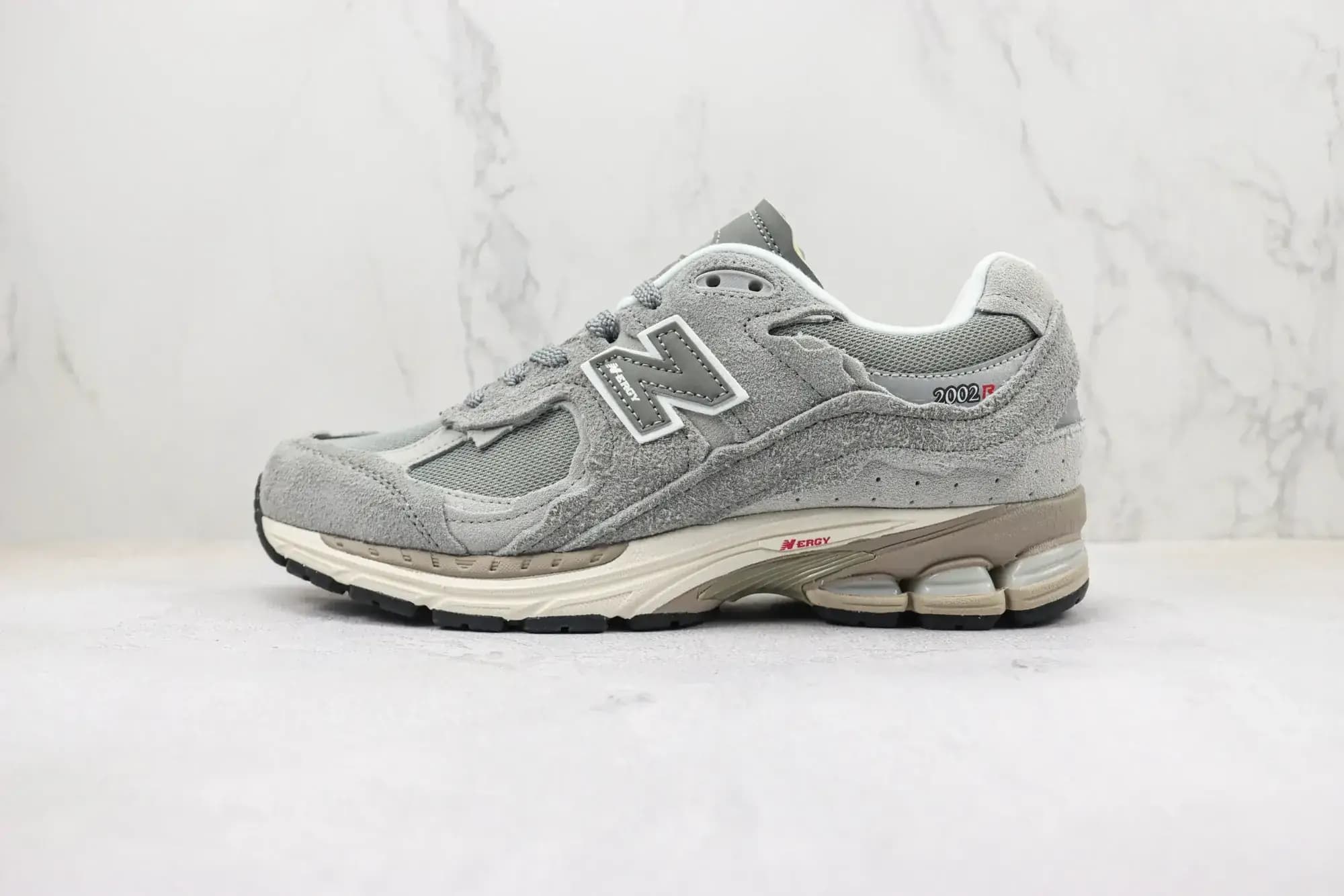 New Balance 2002R Protection Pack — Grey