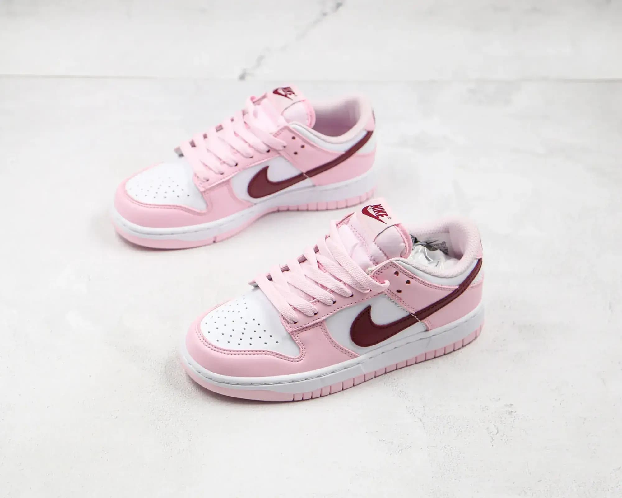 Nike DUNK LOW Dunk SB — Cherry Blossom powder