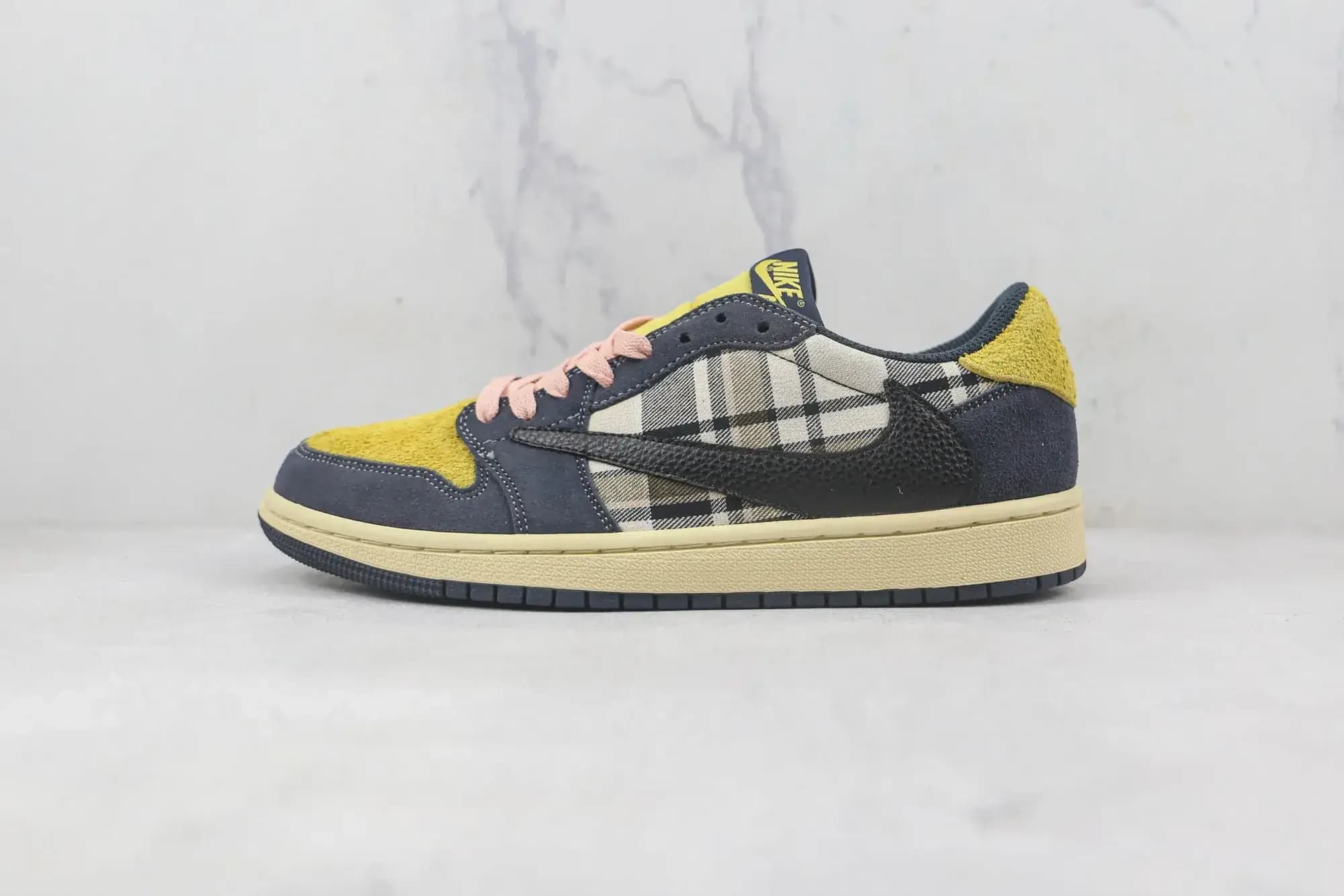 Jordan Nike Air Jordan 1 Retro Low OG SP Travis Scott