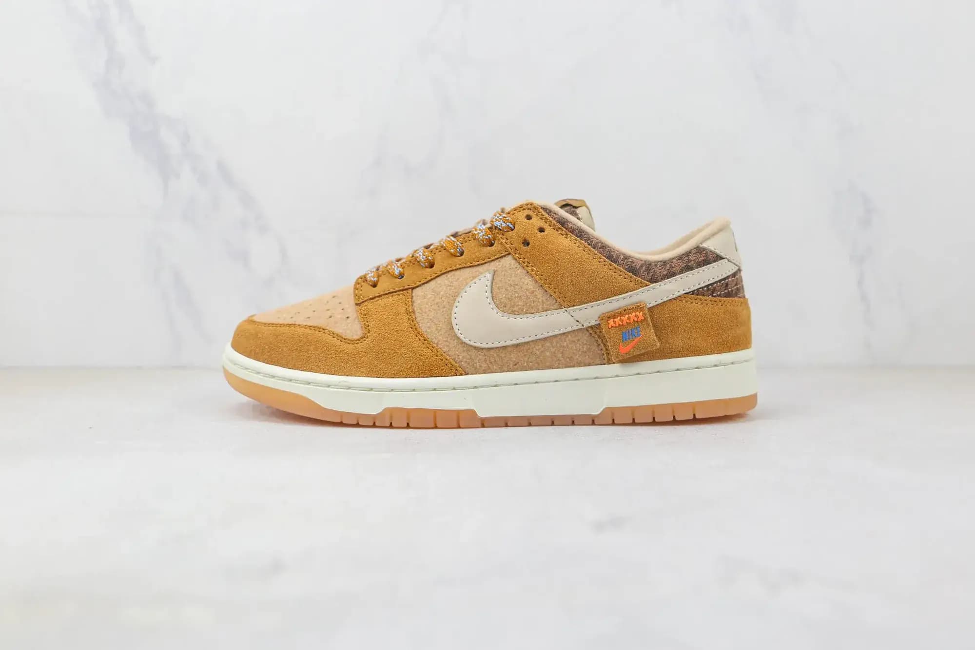 Nike SB Dunk Low — Wheat Brown White
