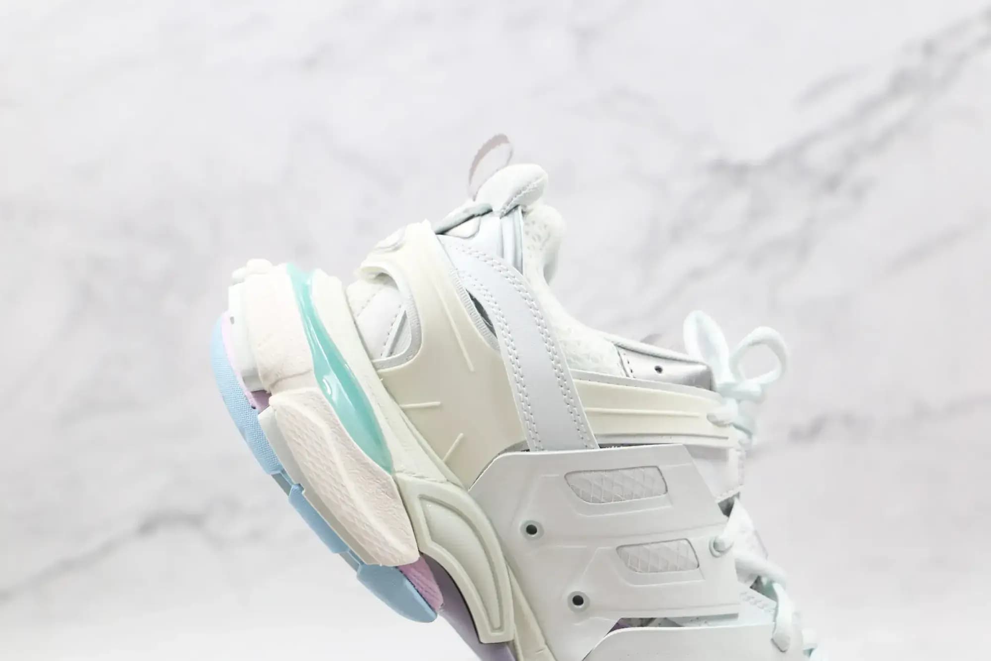 Balenciaga — Produktbild