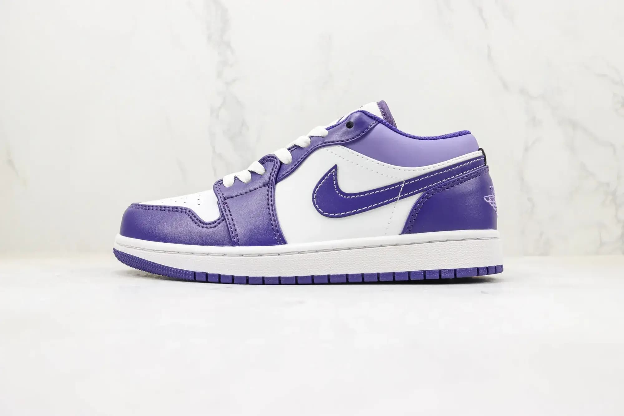 Jordan Nike Air Jordan 1 Low — Purple