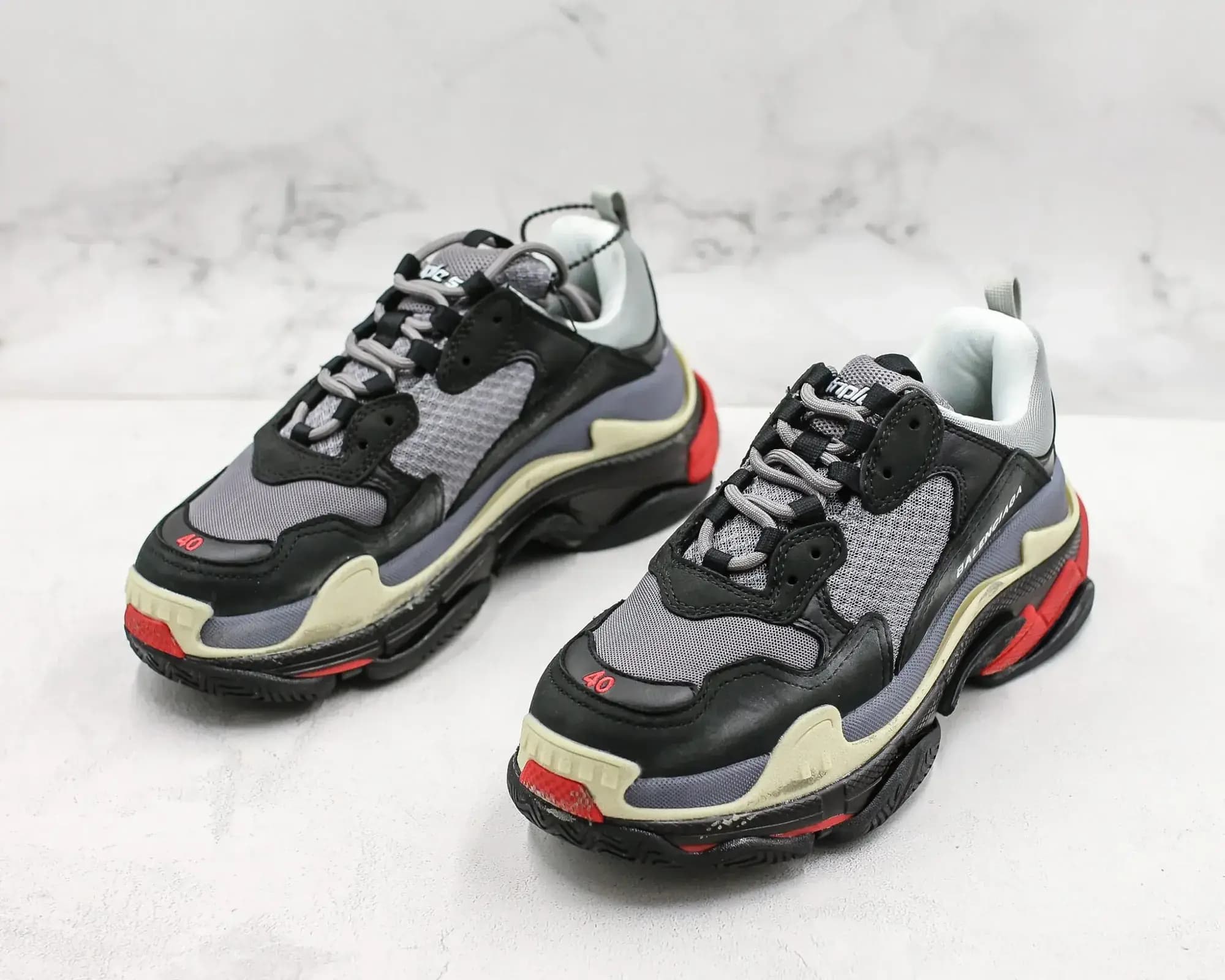 Balenciaga — Produktbild