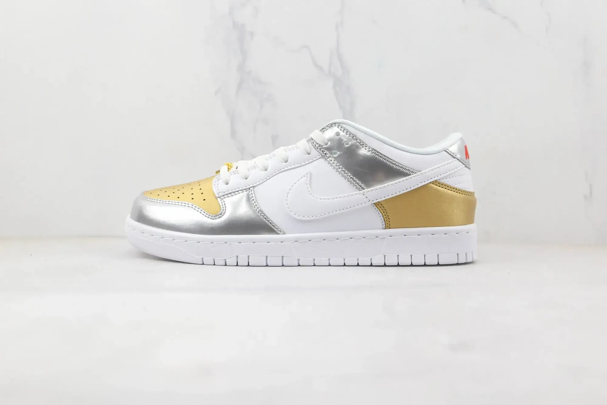 Nike Dunk Low PRM Vast — Grey