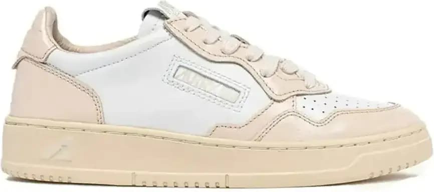 Autry Medalist Low — White Light Pink Patenet Leather
