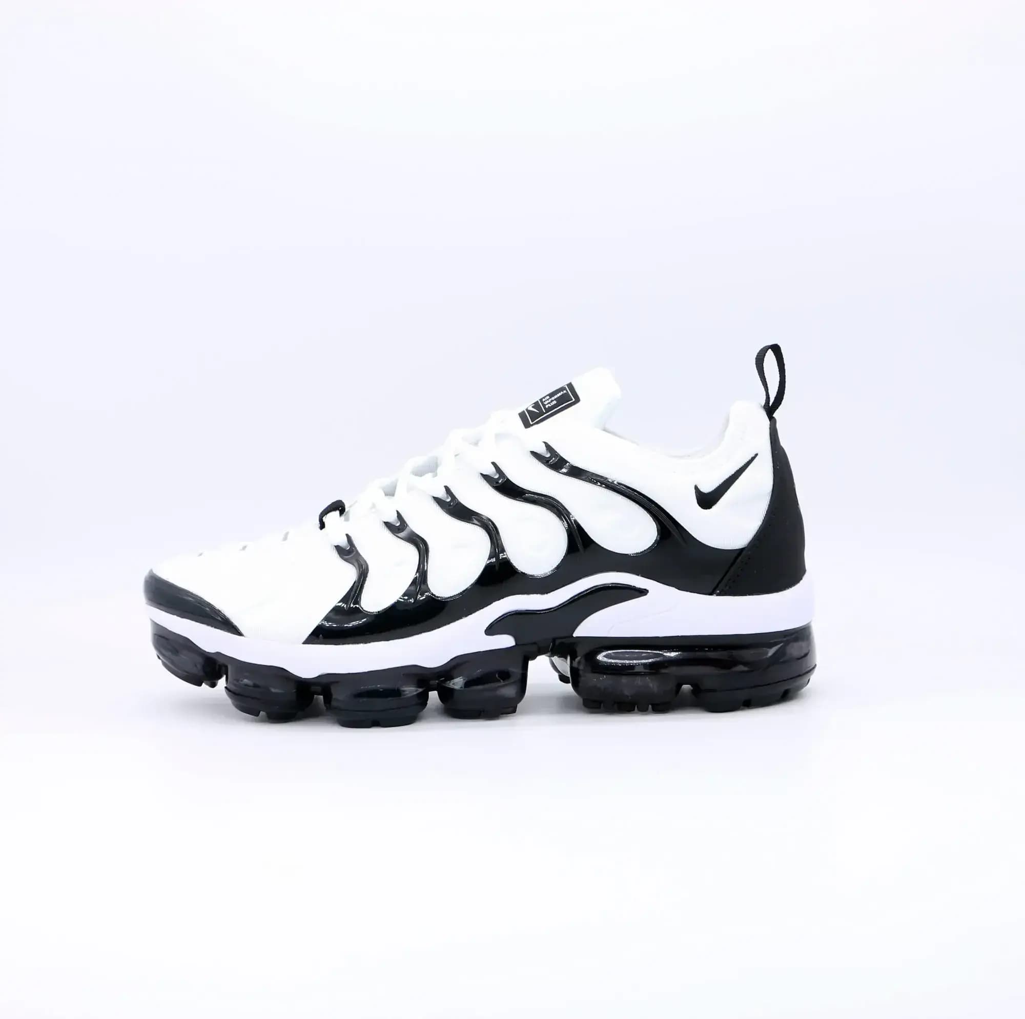 Nike Air Vapormax Tn Plus — White Face and Black Background
