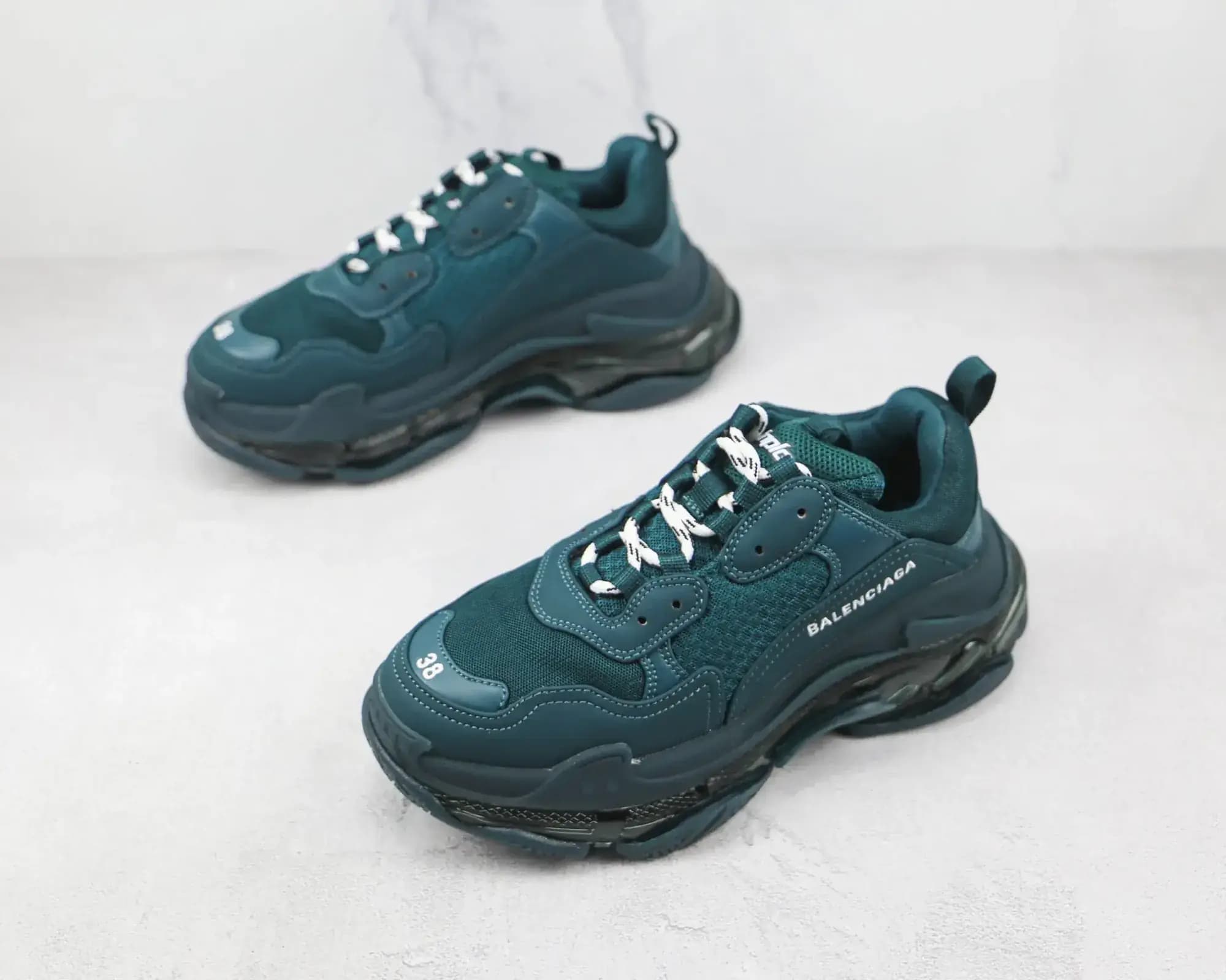 Balenciaga — Produktbild