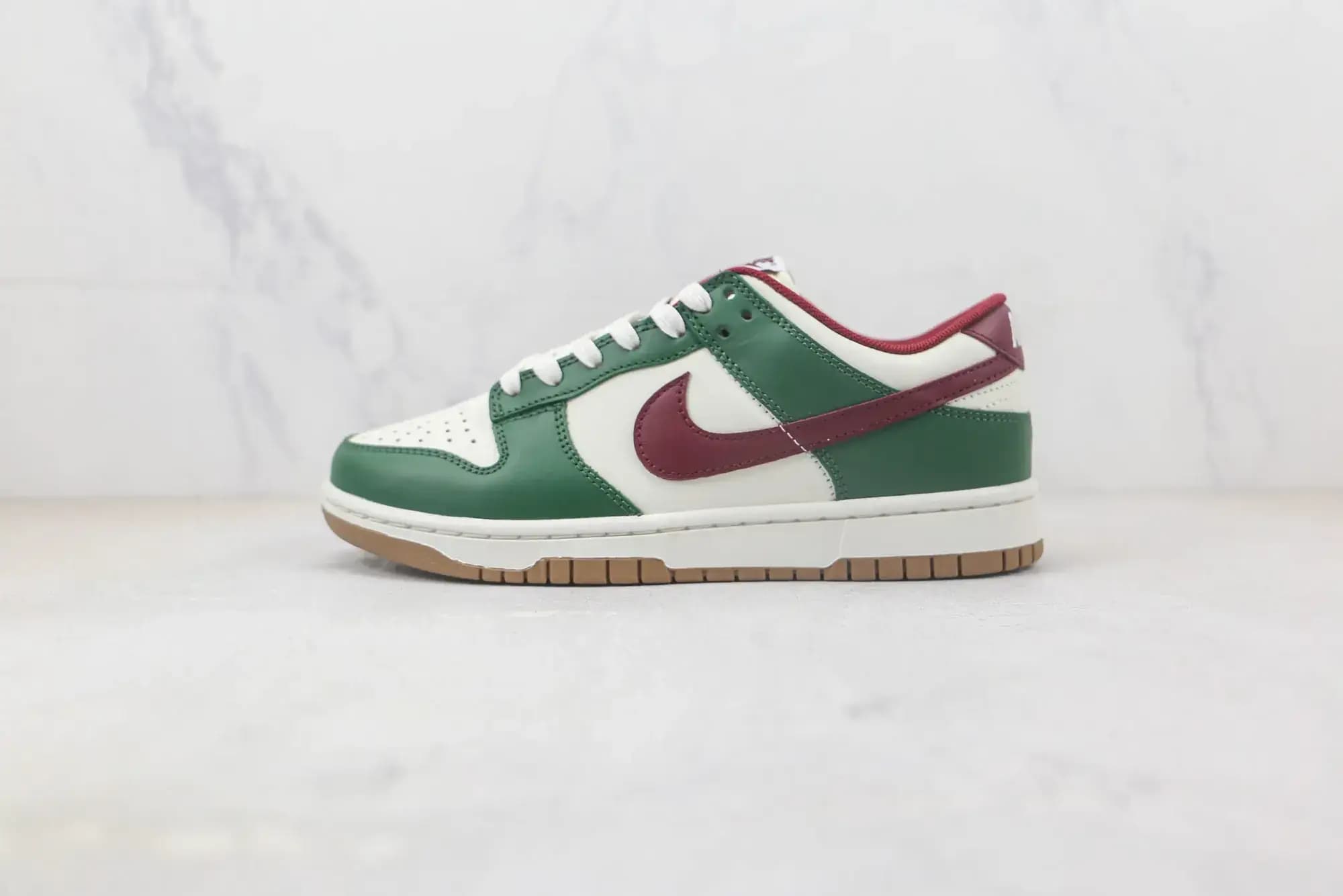 Nike Dunk Low Gorge — Green