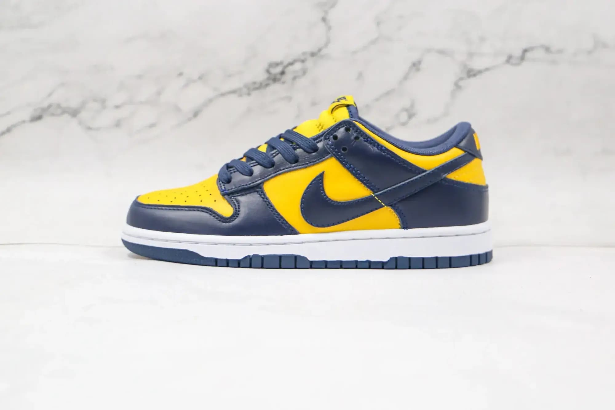 Nike Dunk SB LOW
