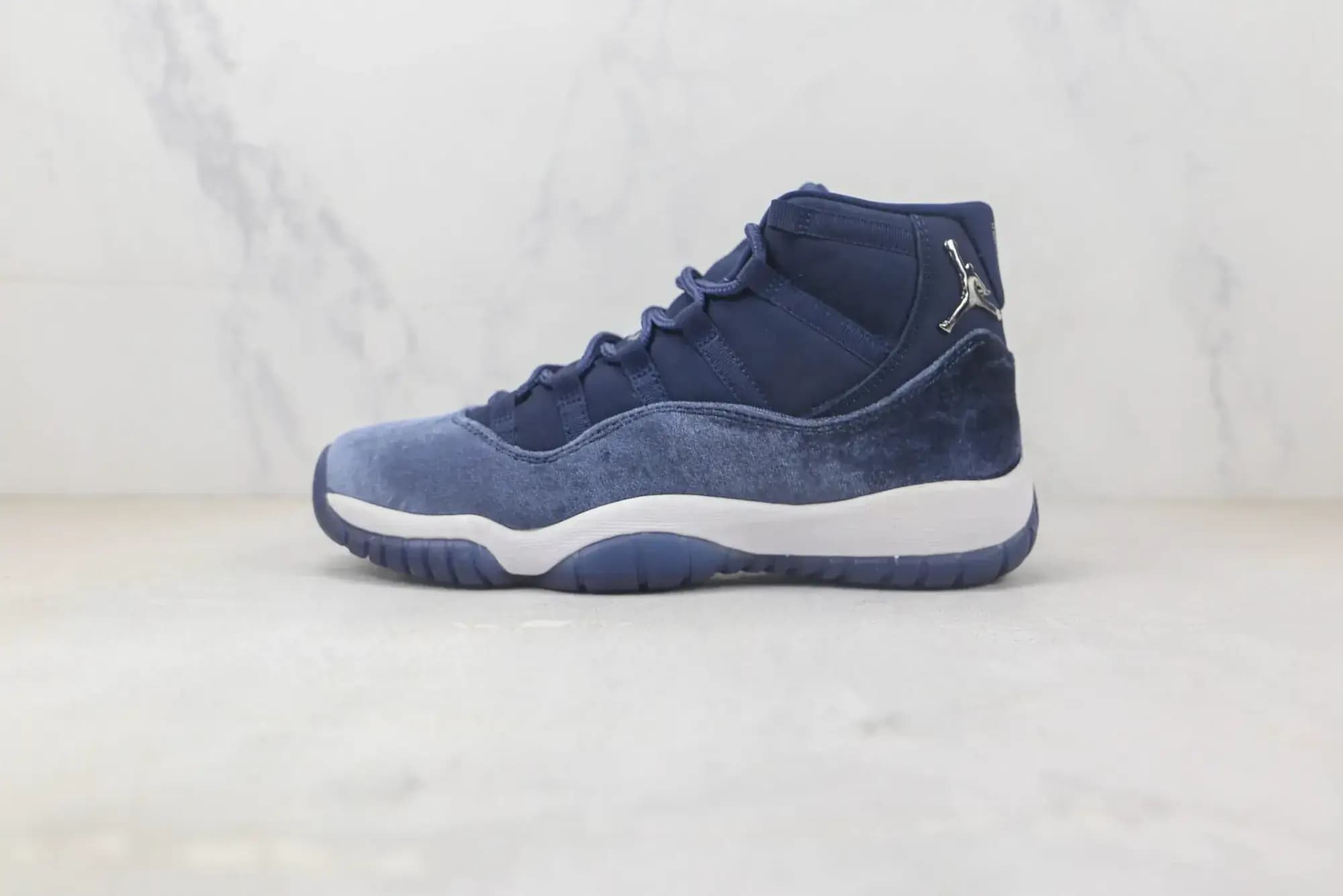 Jordan Nike Air Jordan 11 Retro — Midnight Navy