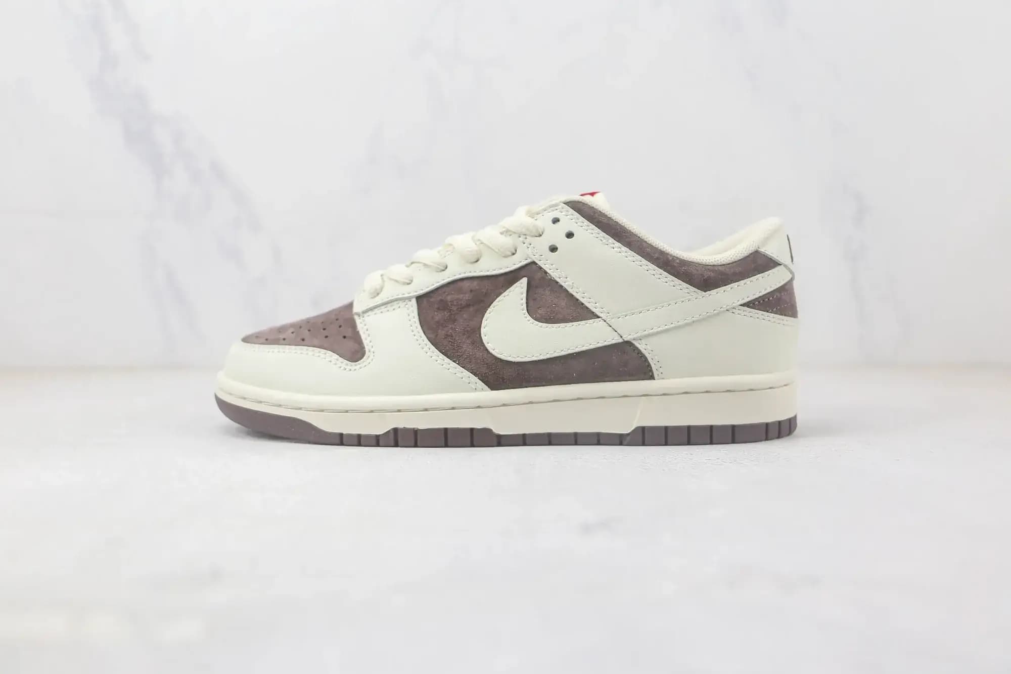 Nike SB Dunk Low — Coffee Cream White Red