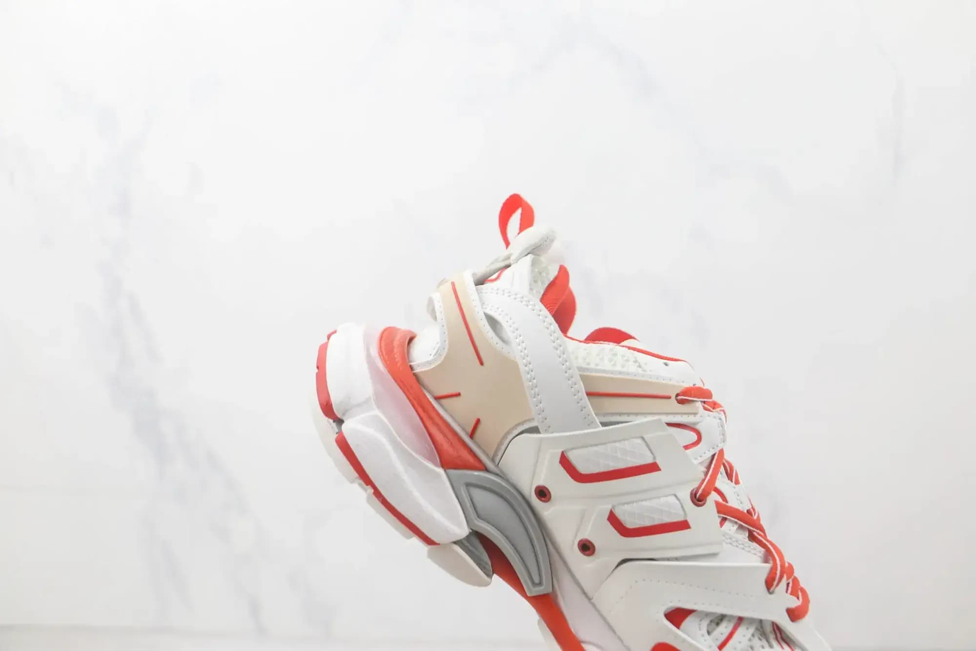 Balenciaga — Produktbild