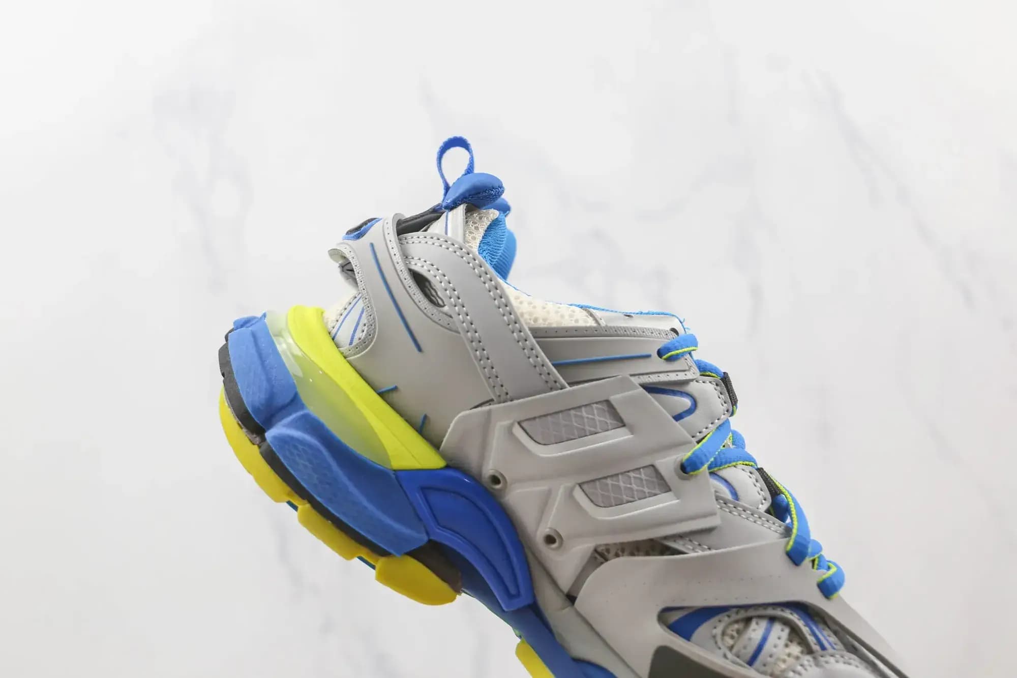 Balenciaga — Produktbild