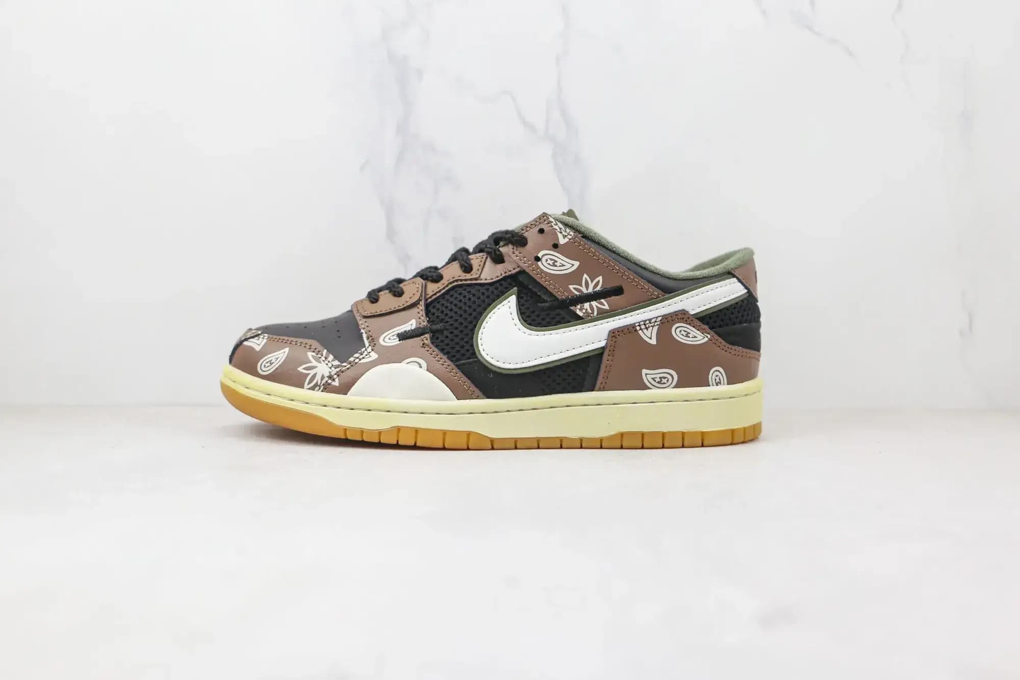 Nike SB Dunk Low — Black Brown
