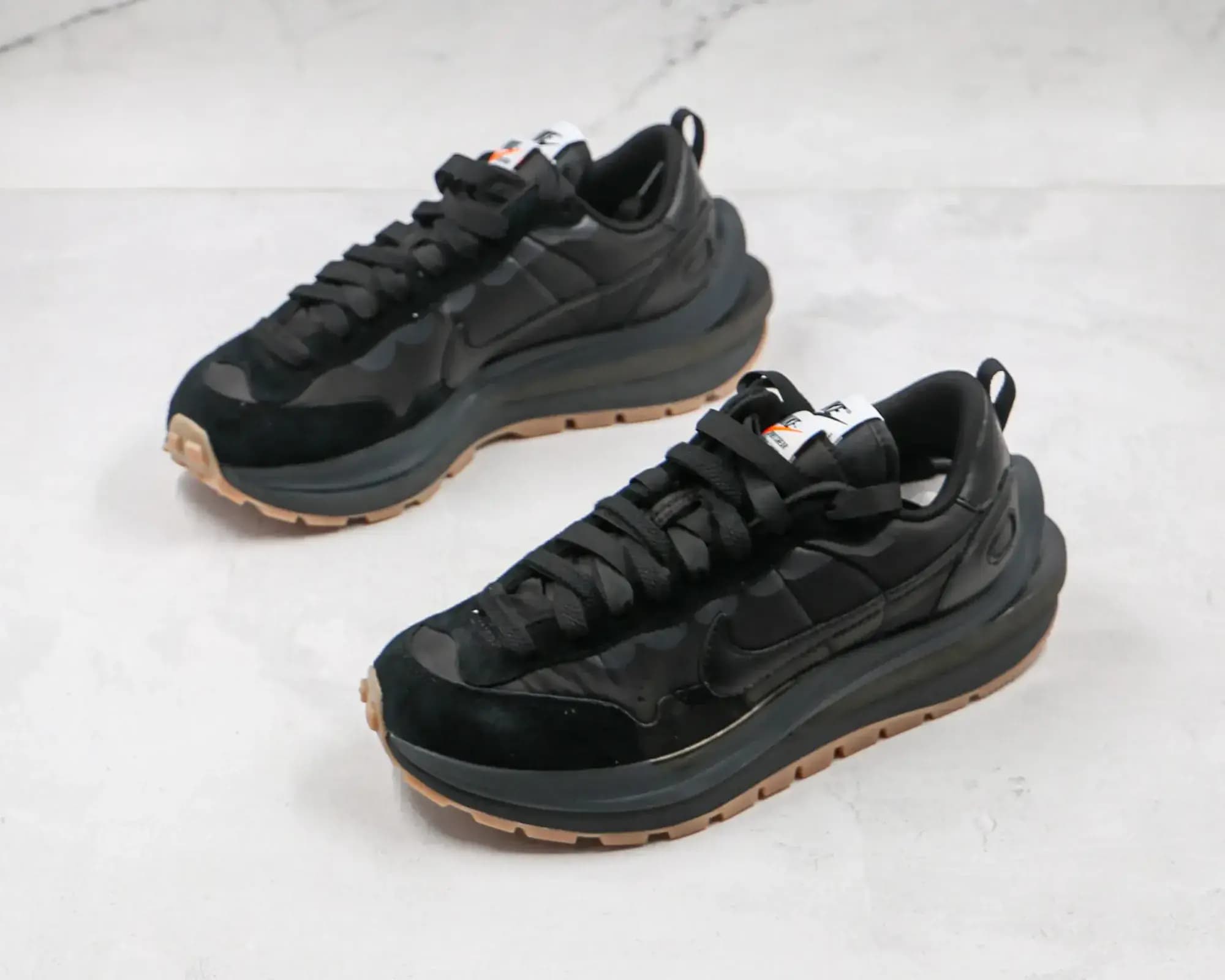 Nike Vaporwaffle sacai — Black