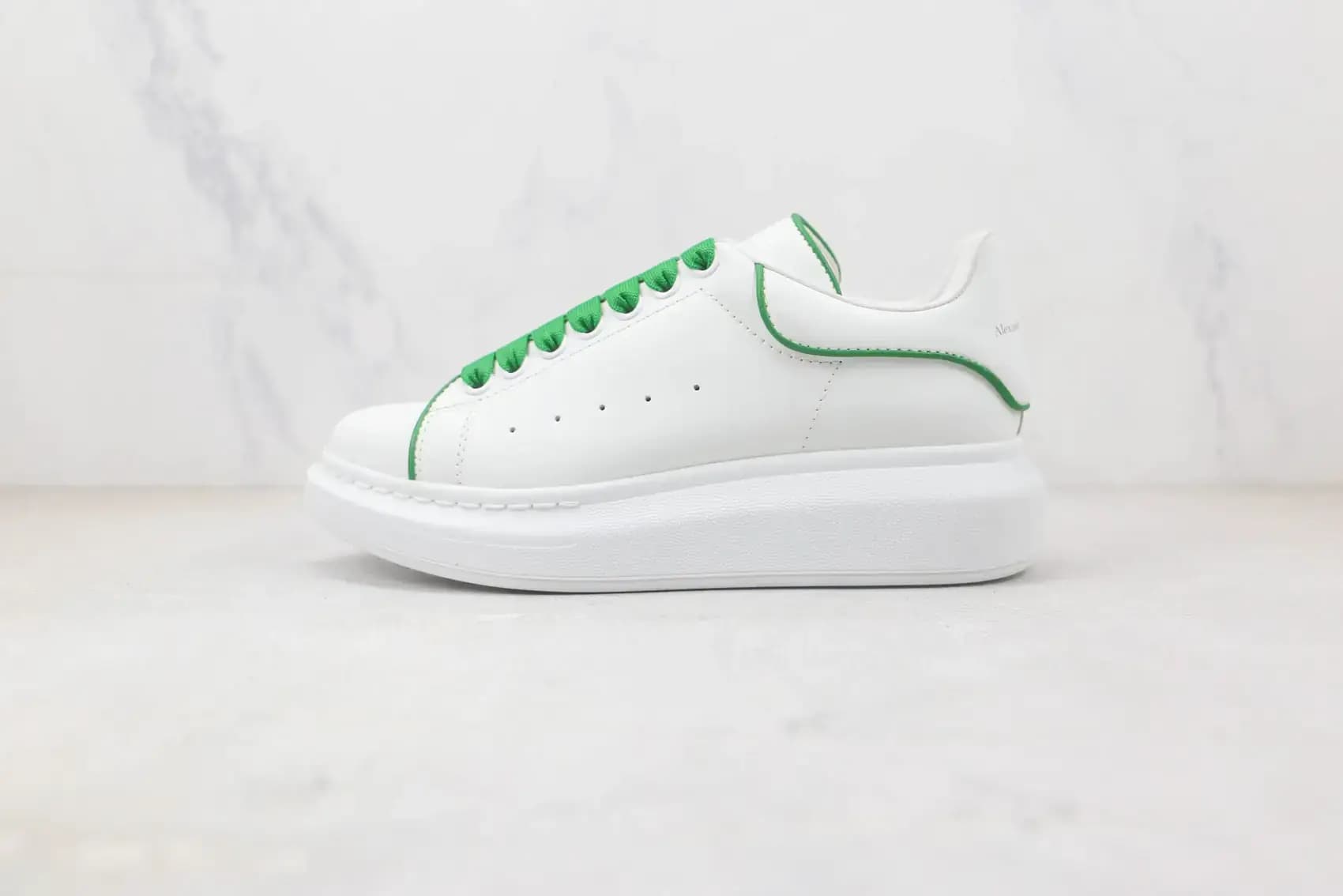 Alexander McQueen Colorful — Green White