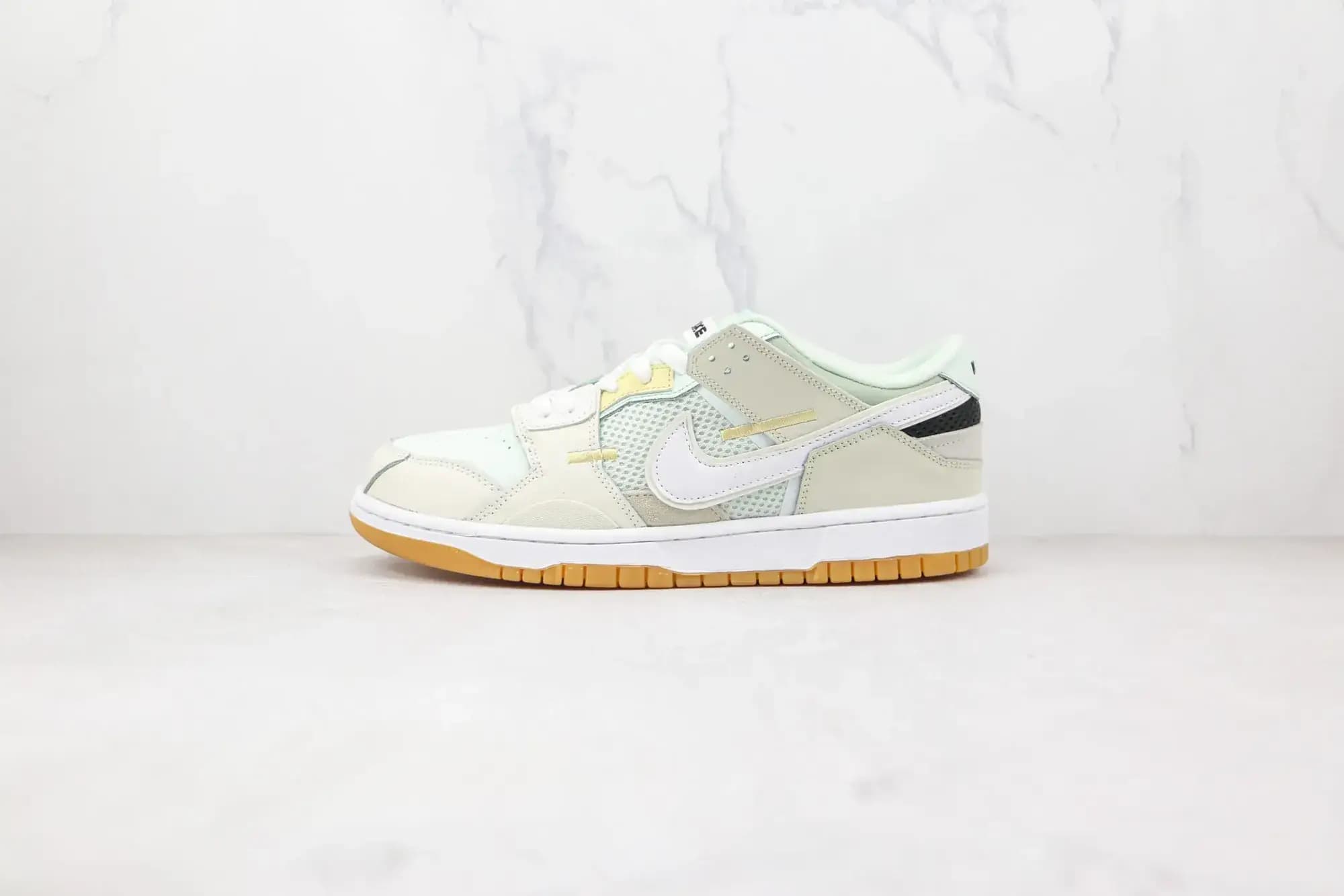 Nike SB Dunk Low Off-white Stitcher