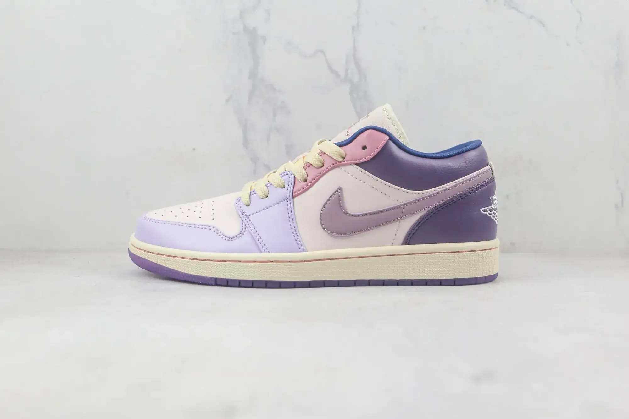 Jordan Nike Air Jordan 1 Low Pastel — Purple