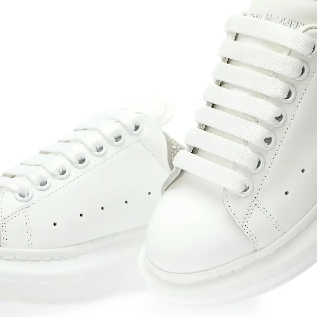 Alexander McQueen — Produktbild