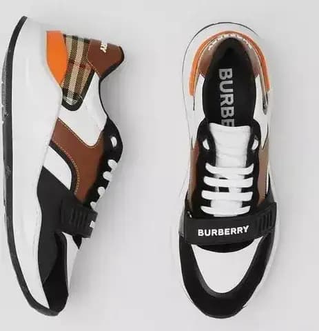 Burberry — Produktbild