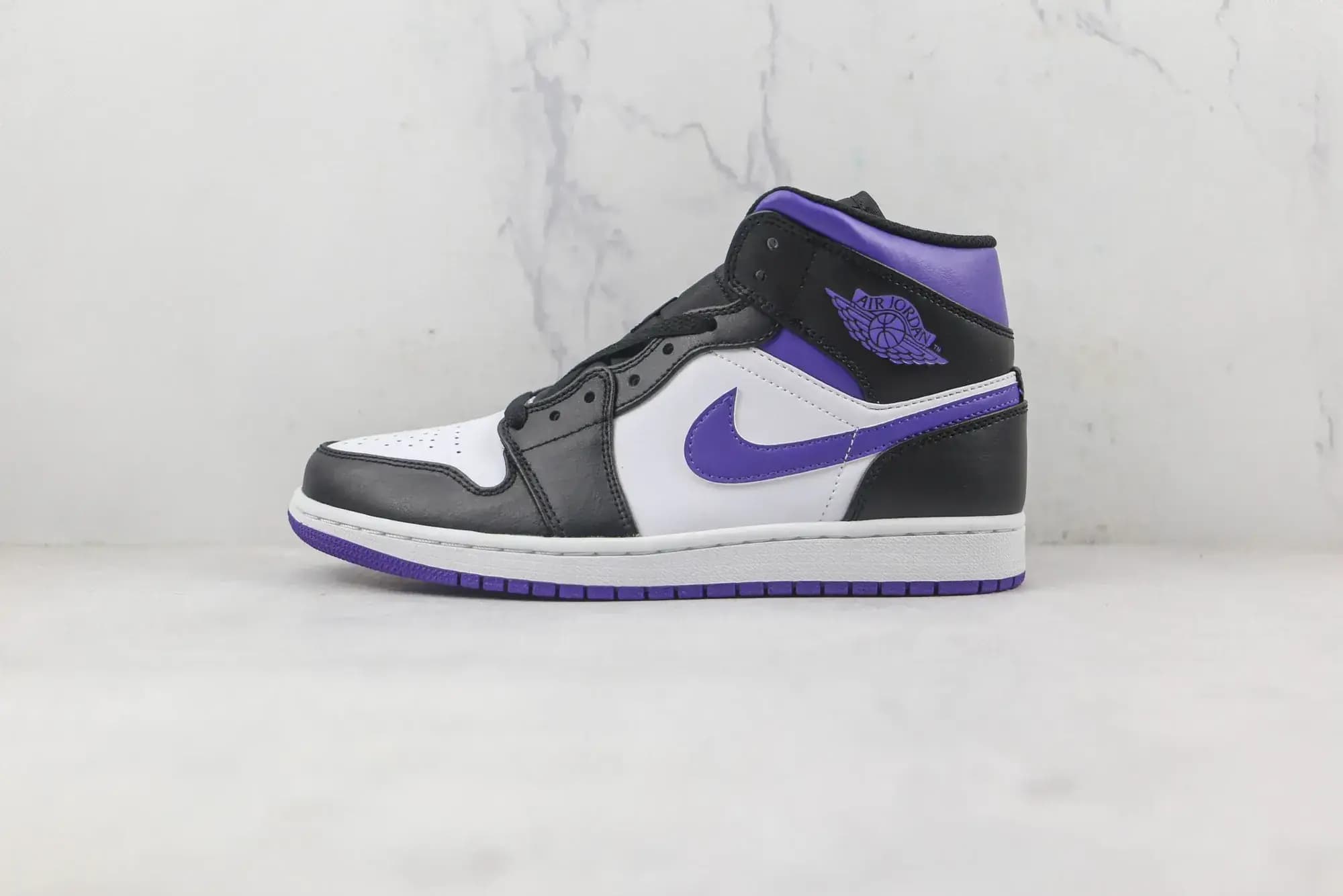 Jordan Nike Air Jordan 1 Mid — White Black Purple