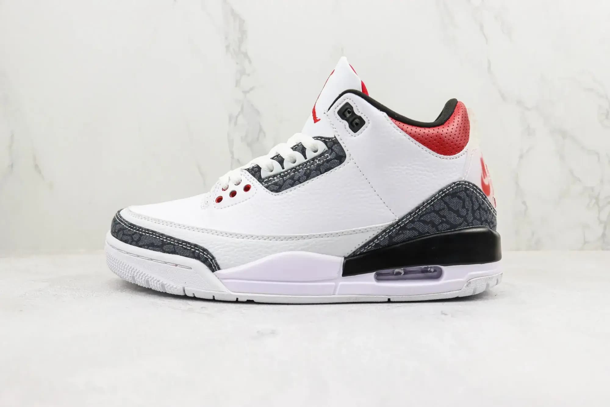 Jordan Nike Air Jordan 3 Retro SE Fire — Red Denim