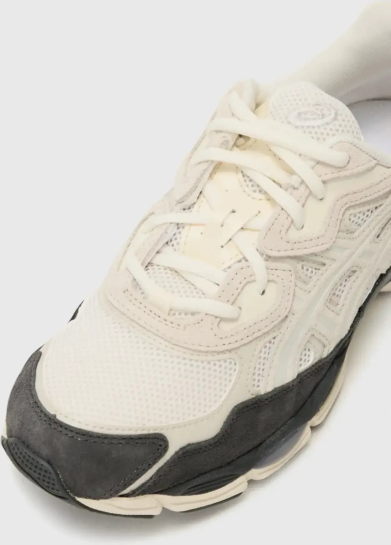 Asics — Produktbild