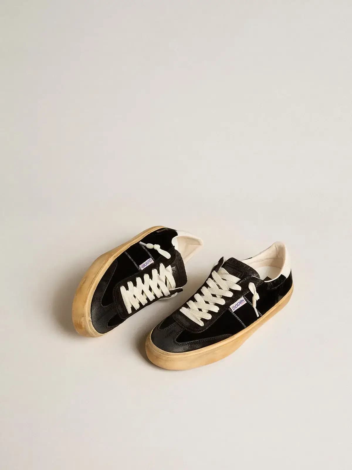 Golden Goose — Produktbild