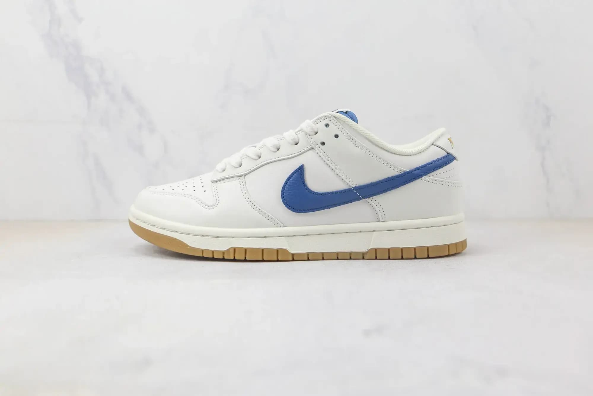 Nike Dunk Low SE — Sail Dark Marina Blue