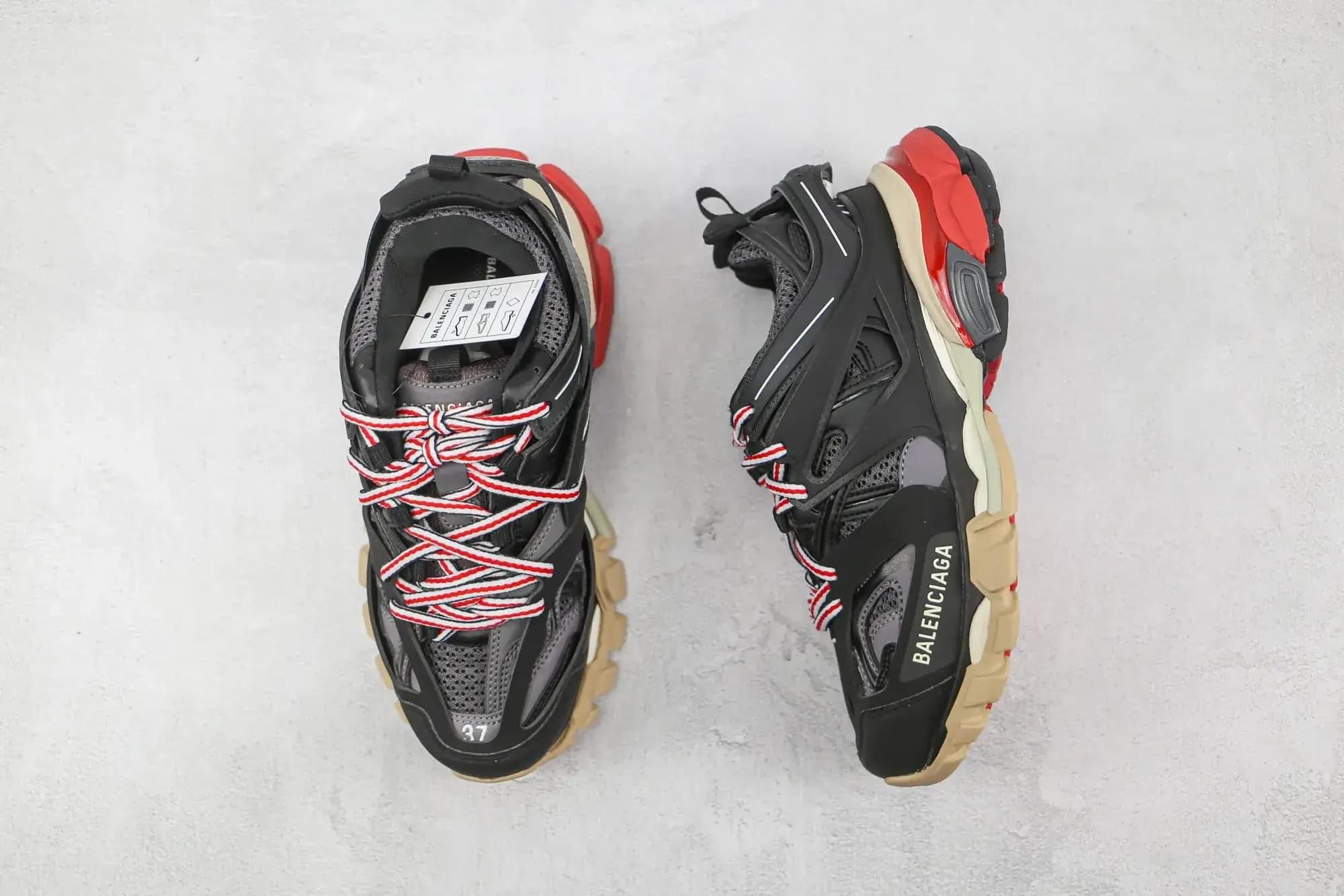 Balenciaga — Produktbild