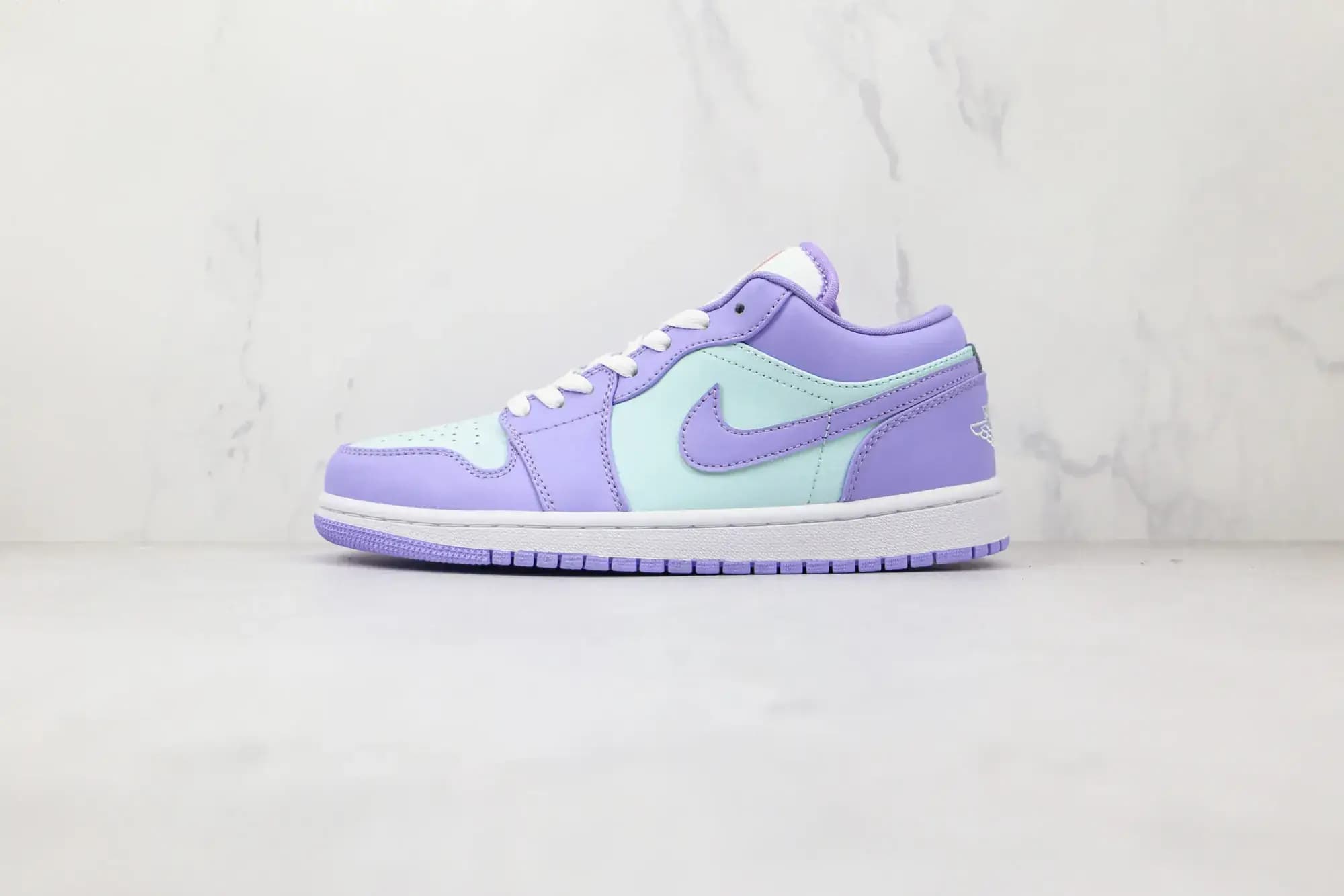 Jordan NIKE AJ1 Air Jordan 1 low — violet
