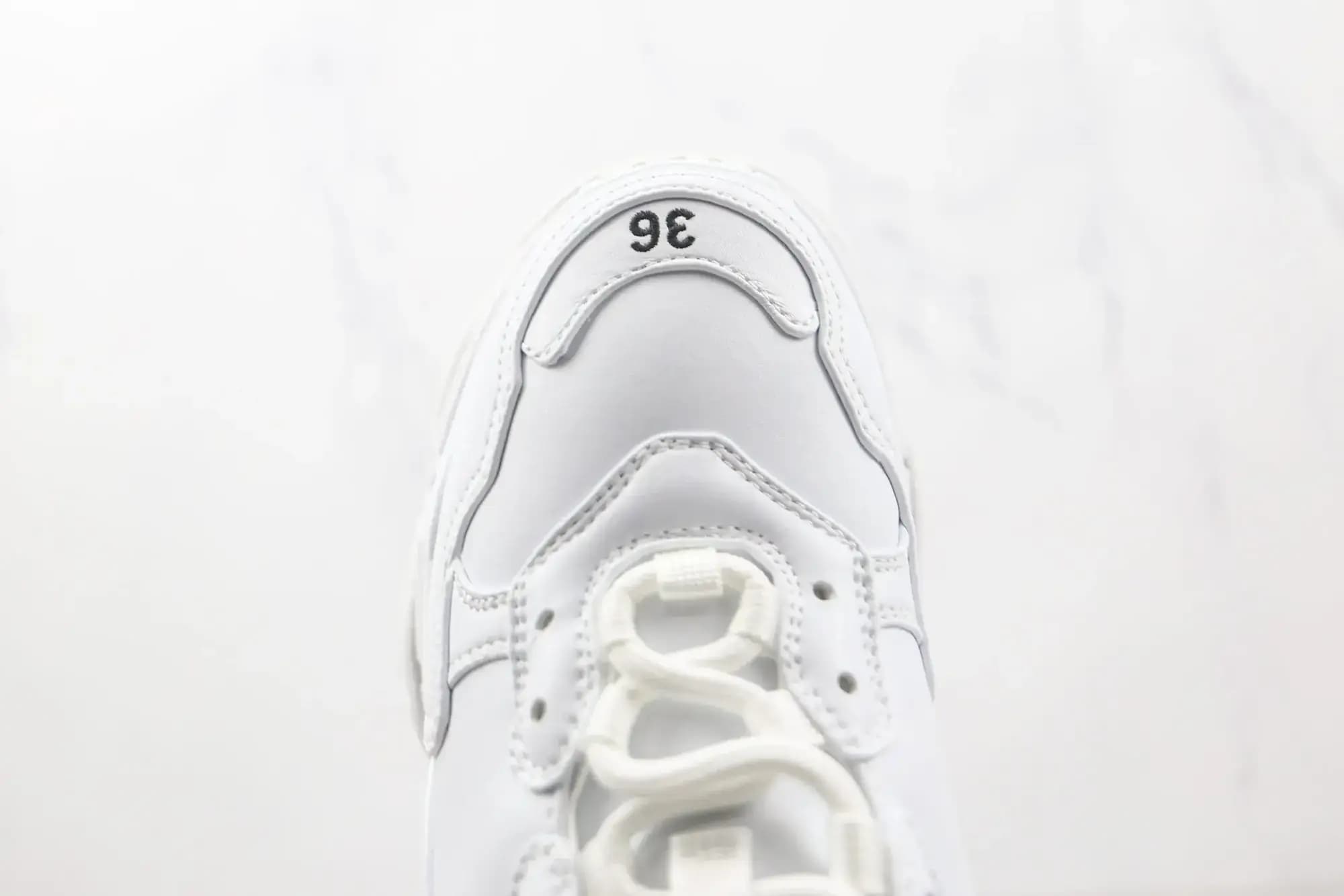 Balenciaga — Produktbild