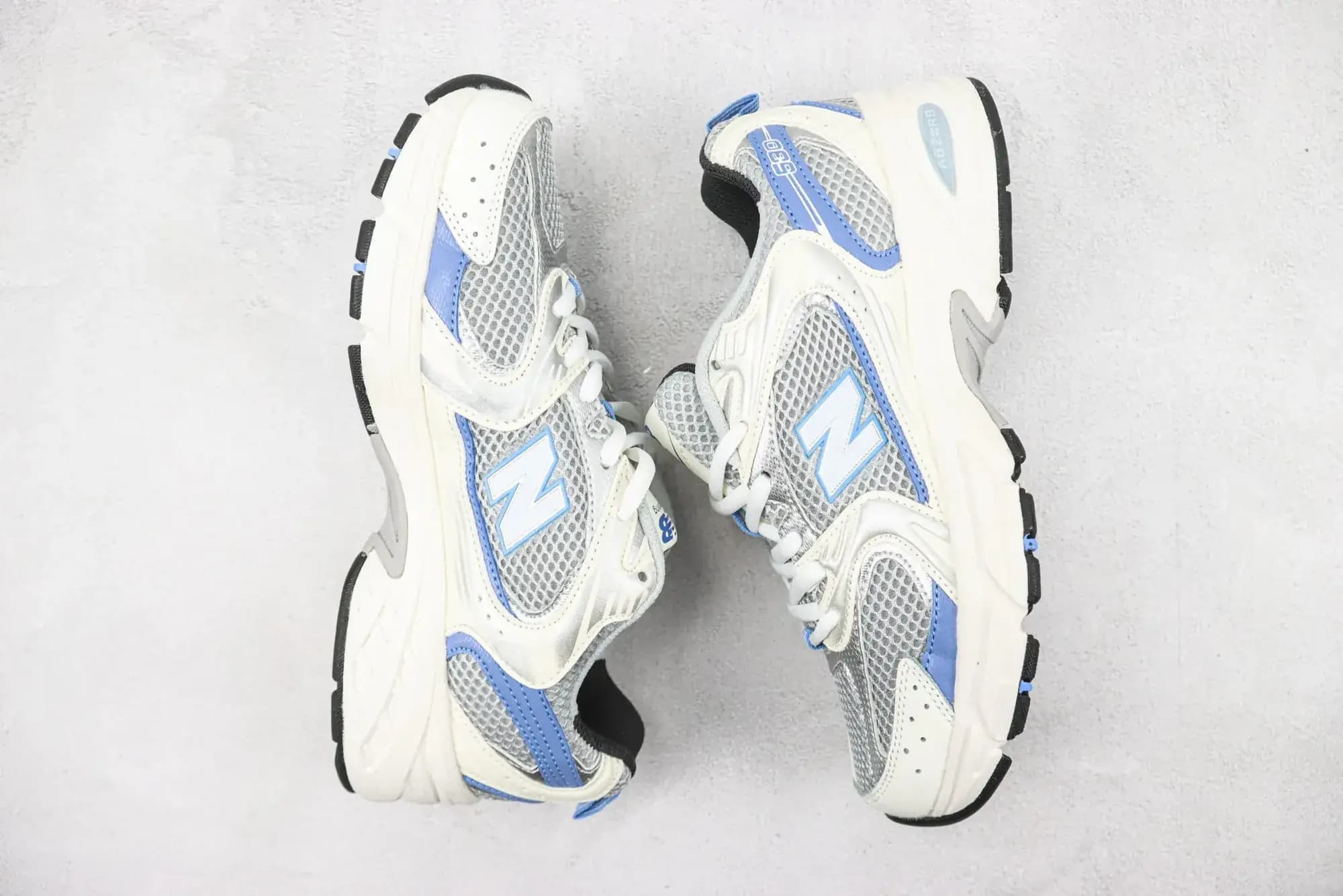 New Balance — Produktbild