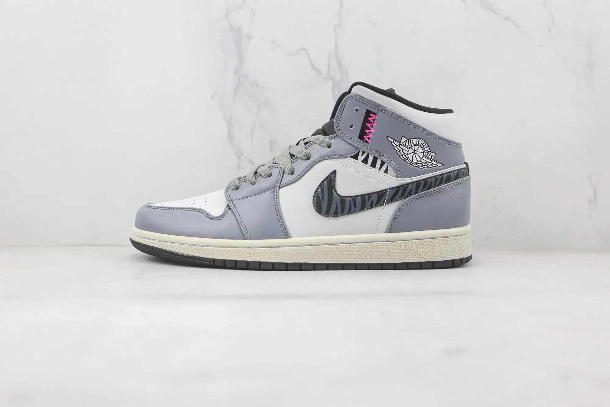 Jordan NIKE Air Jordan AJ1 Mid Deconstruction — grey