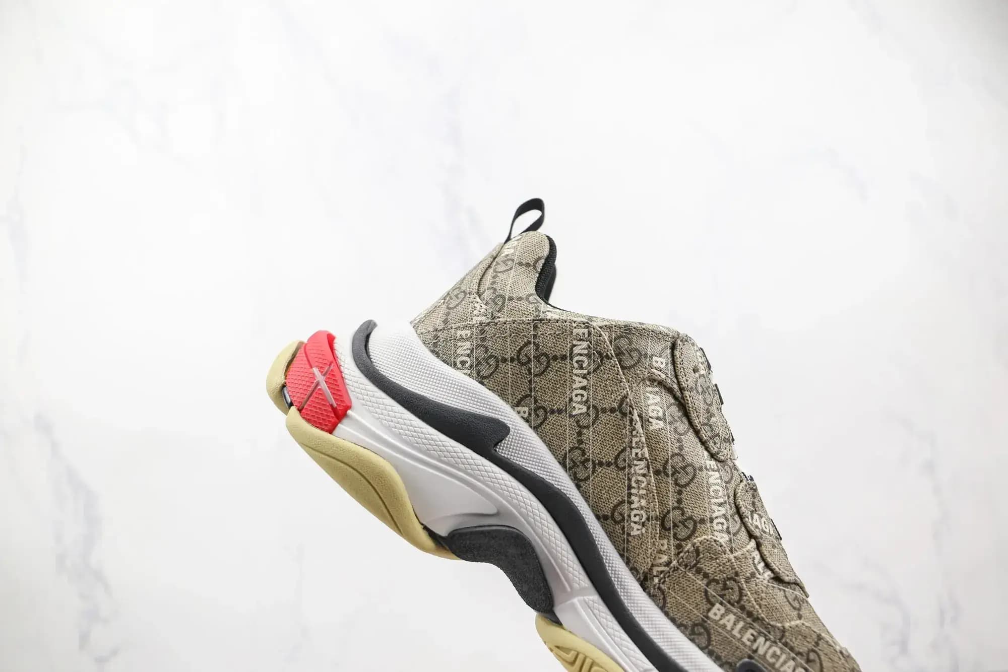Balenciaga — Produktbild