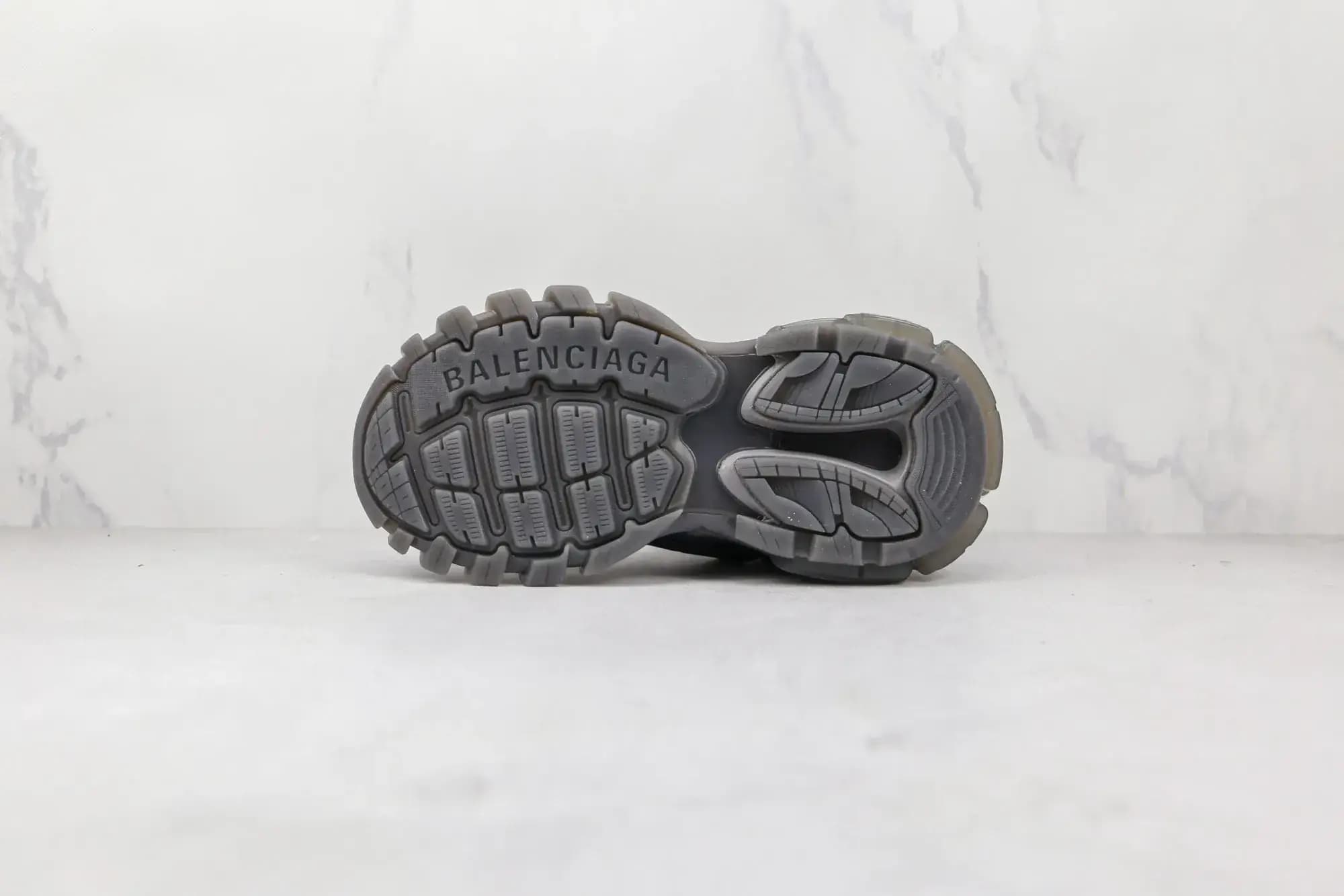 Balenciaga — Produktbild