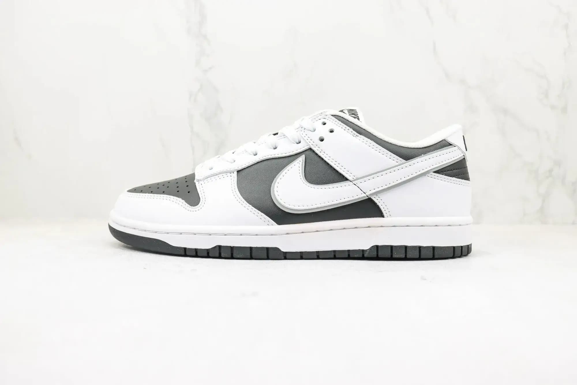 Nike Dunk Low Year of — Black