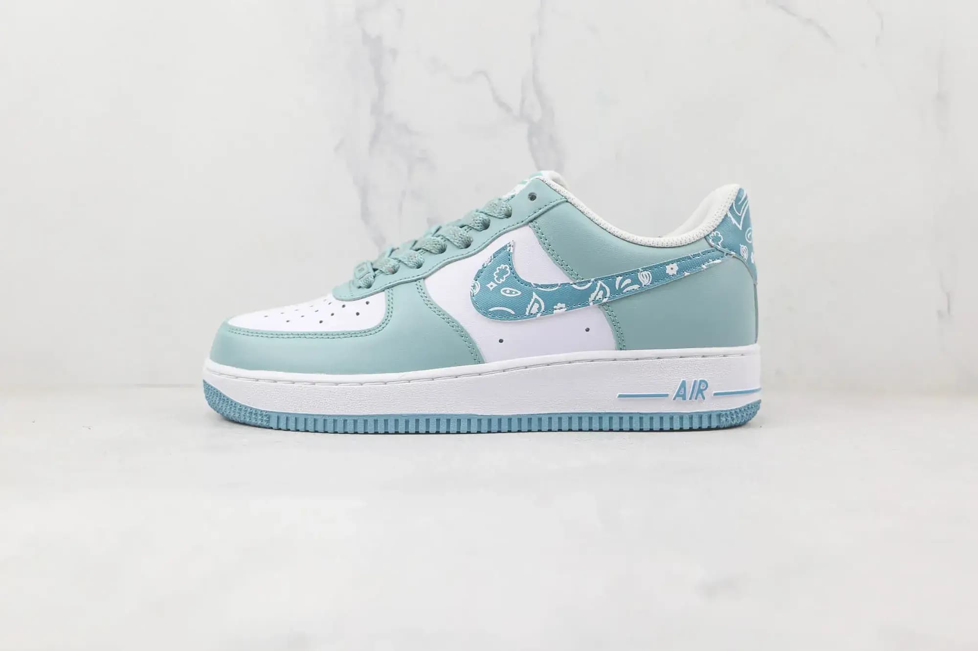 Nike Air Force 1 07 Low — white green cashew flower