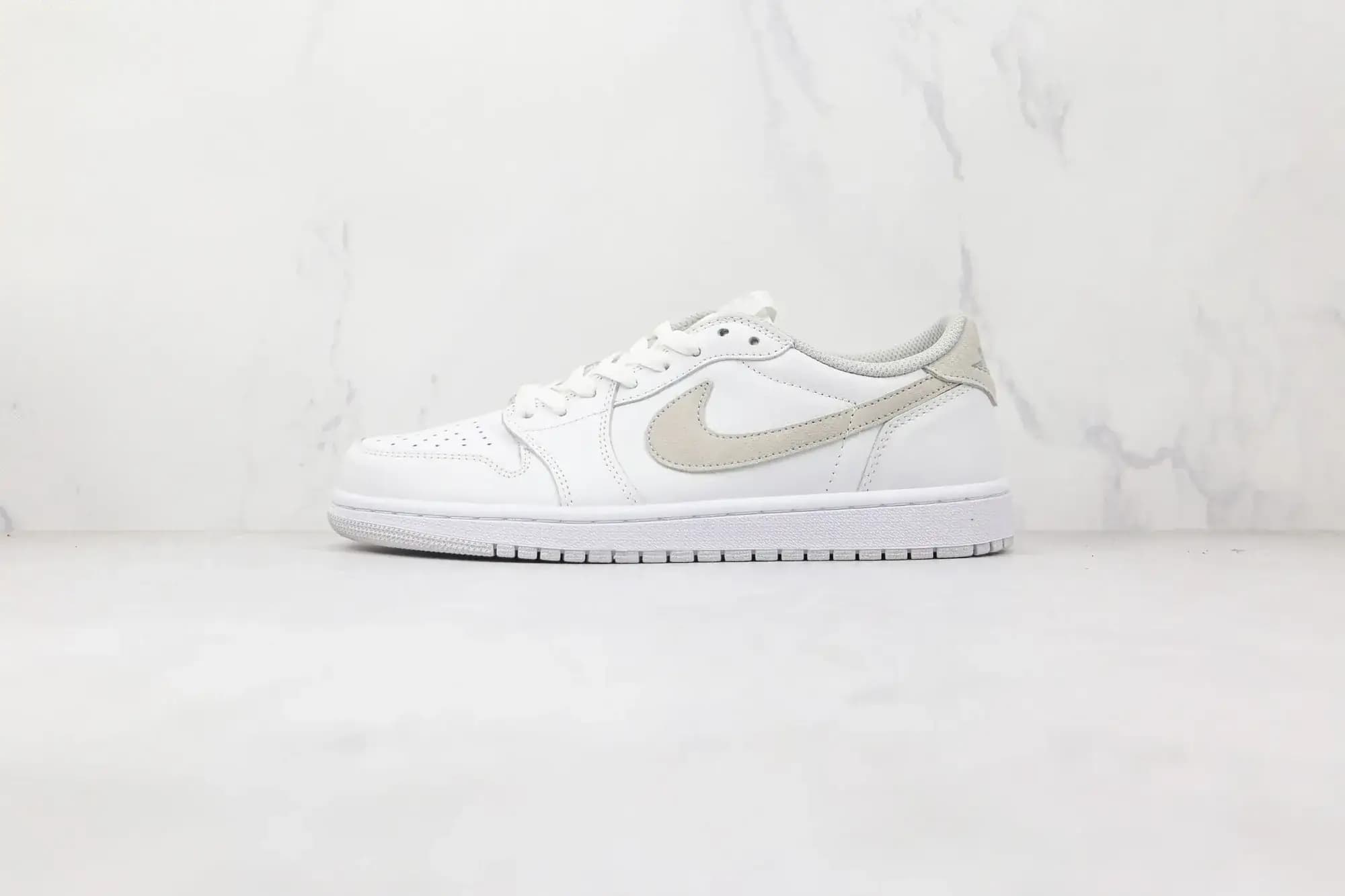 Jordan Nike Air Jordan 1 Low — White