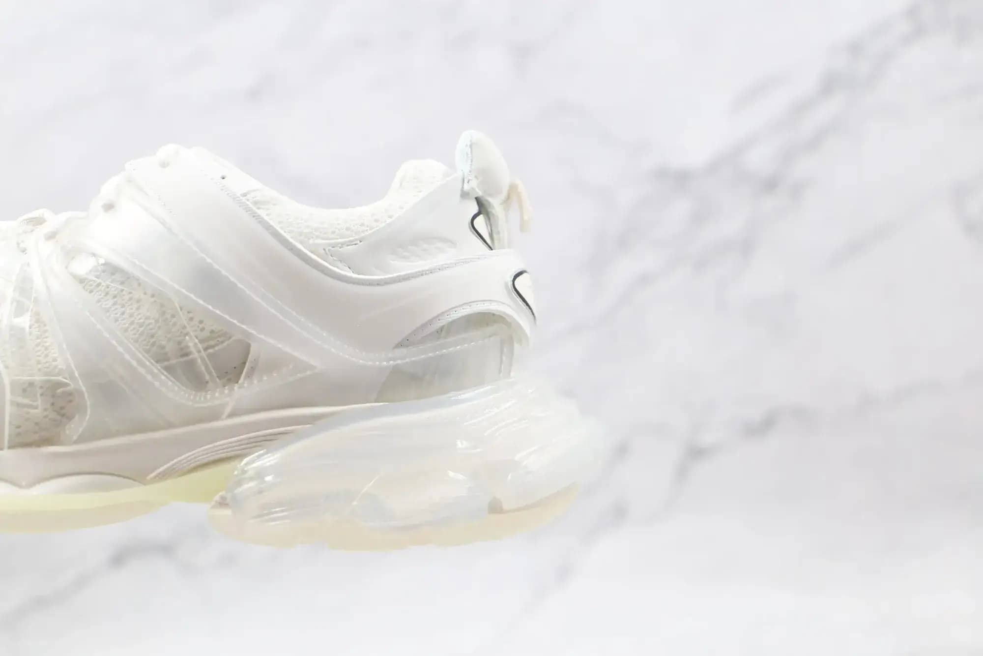 Balenciaga — Produktbild