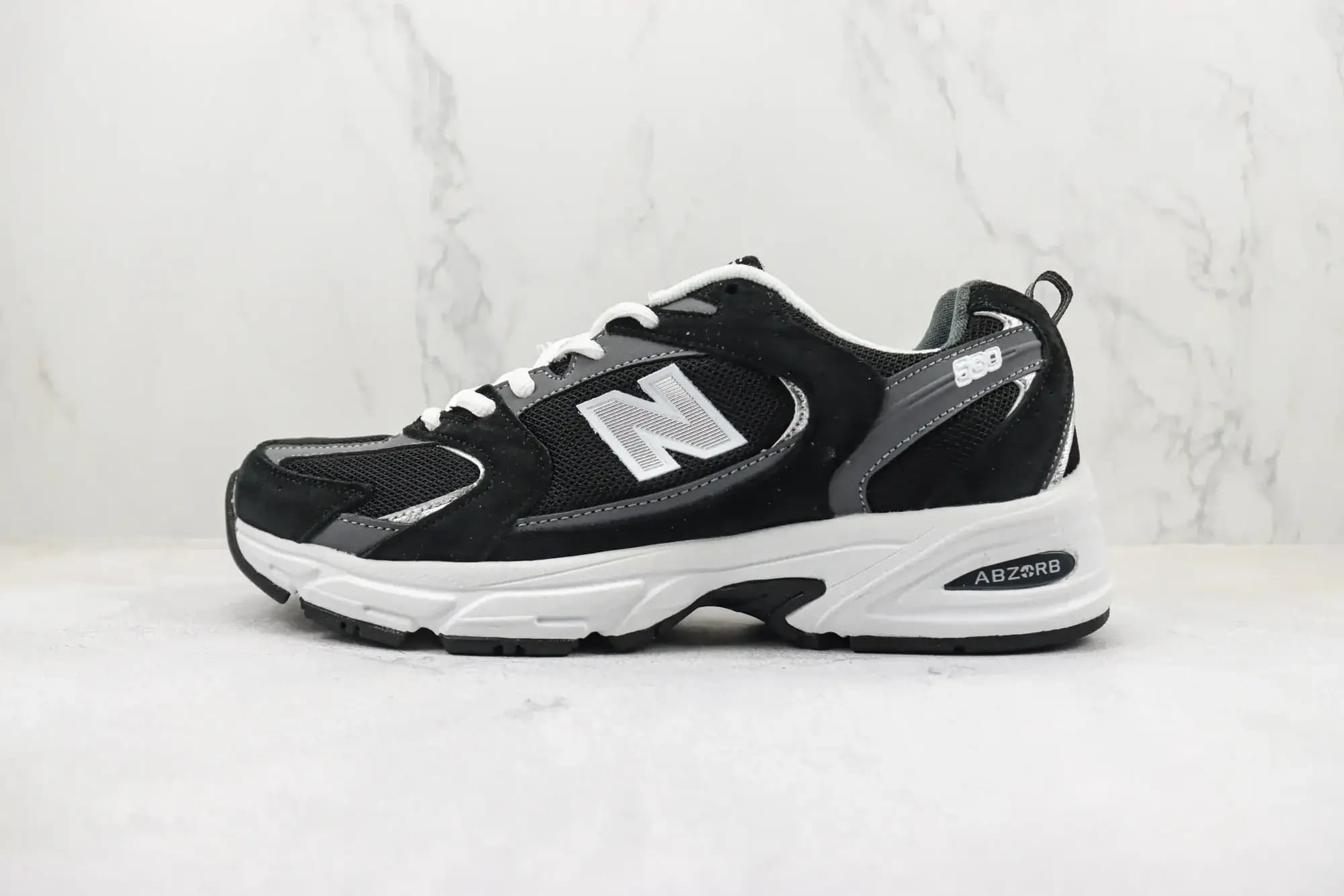 New Balance 530 Classic — Black Grey
