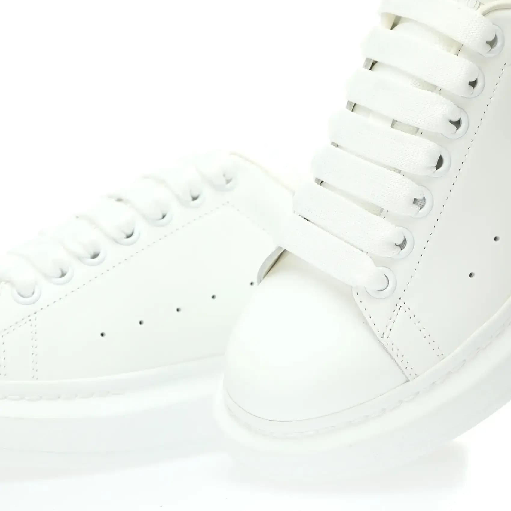 Alexander McQueen — Produktbild