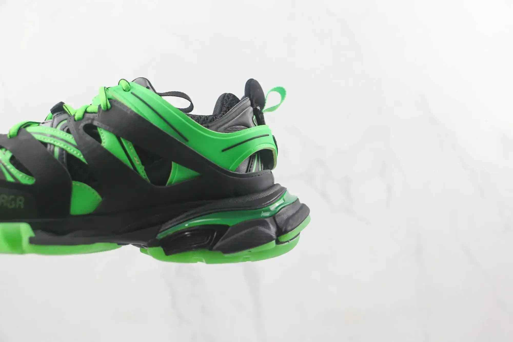 Balenciaga — Produktbild